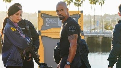 Assistir S.W.A.T.: Força de Intervenção Temporada 1 Episódio 12 Online em HD