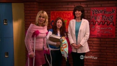 Assistir 8 Regrinhas Básicas… para Namorar Minhas Filhas Adolescentes Temporada 3 Episódio 14 Online em HD