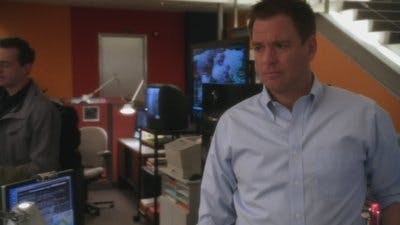 Assistir NCIS: Investigação Naval Temporada 9 Episódio 19 Online em HD
