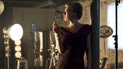 Assistir The Crown Temporada 2 Episódio 4 Online em HD