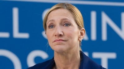 Assistir Nurse Jackie Temporada 7 Episódio 6 Online em HD