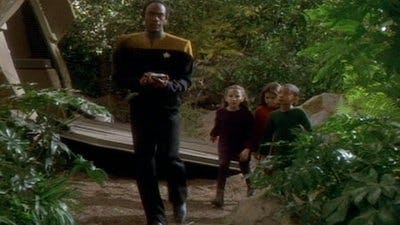 Assistir Jornada nas Estrelas: Voyager Temporada 2 Episódio 22 Online em HD