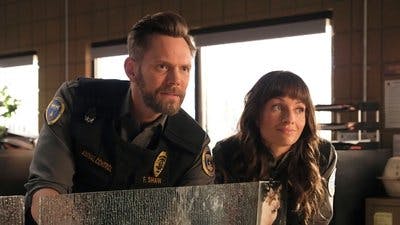 Assistir Animal Control Temporada 3 Episódio 8 Online em HD