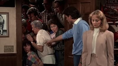 Assistir Cheers Temporada 1 Episódio 22 Online em HD