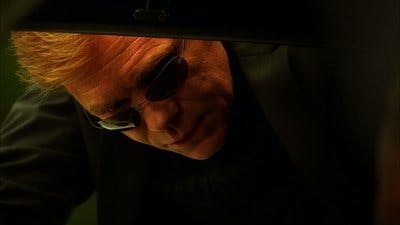 Assistir CSI: Miami Temporada 3 Episódio 21 Online em HD