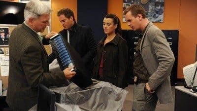 Assistir NCIS: Investigação Naval Temporada 7 Episódio 8 Online em HD