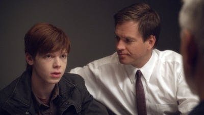 Assistir NCIS: Investigação Naval Temporada 8 Episódio 18 Online em HD