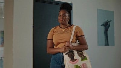 Assistir Queenie Temporada 1 Episódio 8 Online em HD