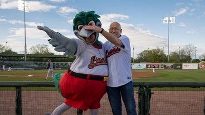 Assistir Clínica Animal com Dr. Pol Temporada 7 Episódio 1 Online em HD