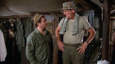 Assistir M*A*S*H Temporada 2 Episódio 13 Online em HD