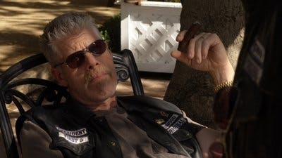 Assistir Filhos da Anarquia Temporada 1 Episódio 13 Online em HD