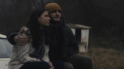 Assistir American Rust Temporada 2 Episódio 1 Online em HD