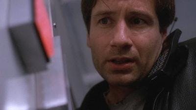 Assistir Arquivo X Temporada 3 Episódio 10 Online em HD