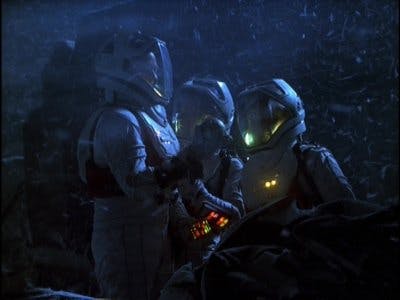 Assistir Jornada nas Estrelas: Voyager Temporada 7 Episódio 21 Online em HD