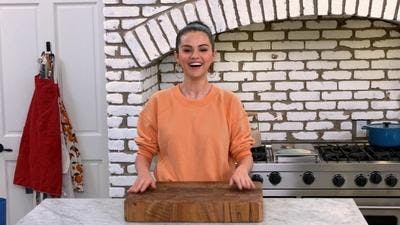 Assistir Selena + Chef Temporada 2 Episódio 3 Online em HD
