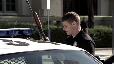 Assistir Southland: Cidade do Crime Temporada 3 Episódio 2 Online em HD