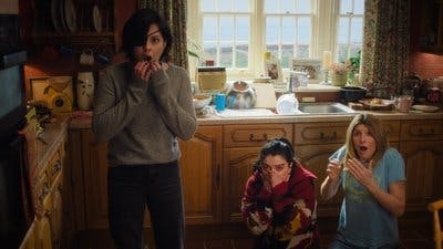 Assistir Mal de Família Temporada 2 Episódio 8 Online em HD
