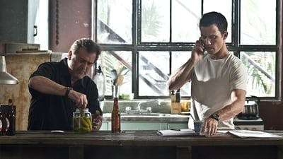 Assistir Burn Notice: Operação Miami Temporada 2 Episódio 1 Online em HD