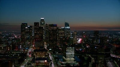Assistir Lucifer Temporada 3 Episódio 21 Online em HD