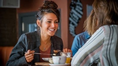 Assistir Our Girl Temporada 2 Episódio 3 Online em HD