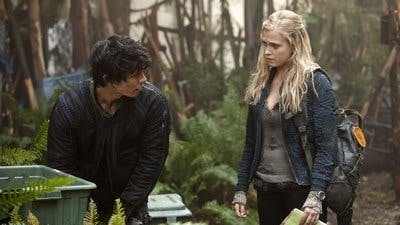 Assistir Os 100 Temporada 1 Episódio 8 Online em HD