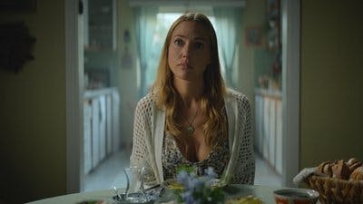 Assistir RU Temporada 1 Episódio 8 Online em HD