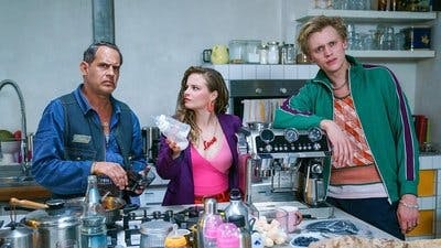 Assistir Viktor Delivers Temporada 1 Episódio 3 Online em HD