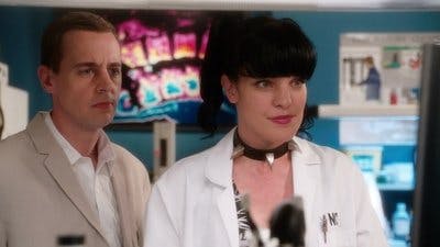 Assistir NCIS: Investigação Naval Temporada 9 Episódio 1 Online em HD