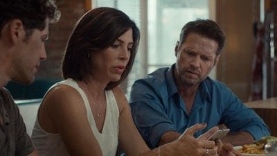 Assistir Private Eyes Temporada 4 Episódio 3 Online em HD