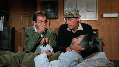 Assistir M*A*S*H Temporada 2 Episódio 13 Online em HD