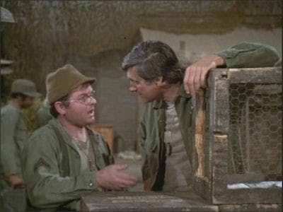 Assistir M*A*S*H Temporada 6 Episódio 19 Online em HD