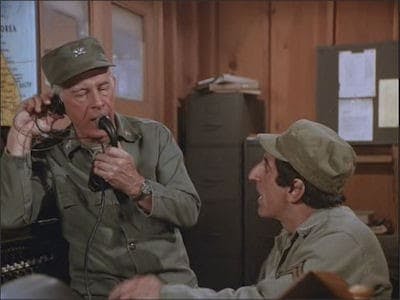 Assistir M*A*S*H Temporada 9 Episódio 9 Online em HD