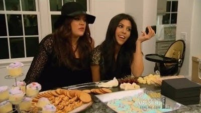 Assistir Keeping Up With the Kardashians Temporada 6 Episódio 1 Online em HD