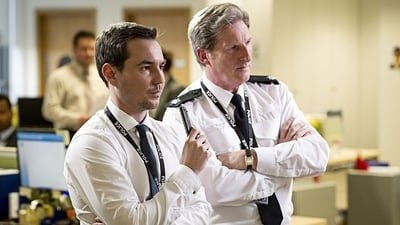 Assistir Line of Duty Temporada 2 Episódio 3 Online em HD