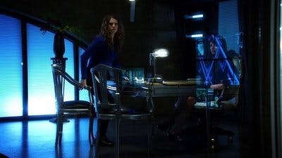 Assistir Nikita Temporada 2 Episódio 13 Online em HD