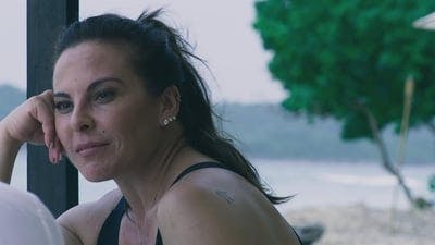 Assistir A Rainha do Tráfico Temporada 2 Episódio 44 Online em HD