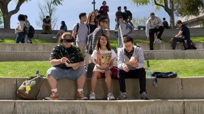 Assistir Atypical Temporada 3 Episódio 2 Online em HD