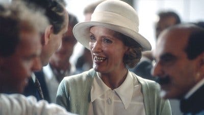 Assistir Agatha Christie’s Poirot Temporada 6 Episódio 4 Online em HD