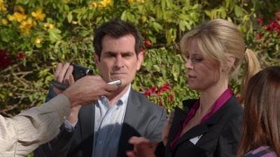 Assistir Família Moderna Temporada 3 Episódio 19 Online em HD