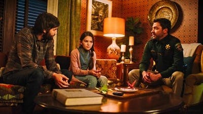 Assistir Home Before Dark Temporada 2 Episódio 5 Online em HD