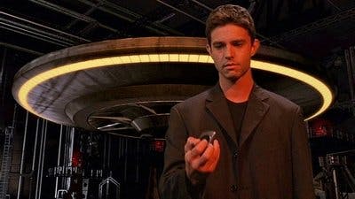 Assistir Arquivo Roswell Temporada 3 Episódio 5 Online em HD
