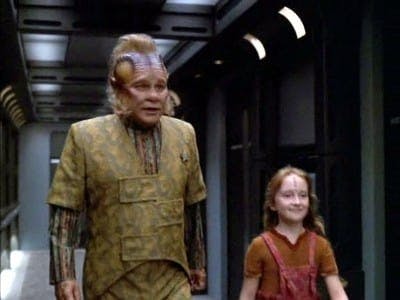 Assistir Jornada nas Estrelas: Voyager Temporada 5 Episódio 5 Online em HD