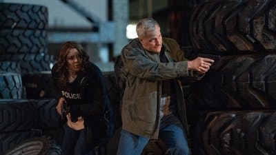 Assistir American Rust Temporada 2 Episódio 9 Online em HD