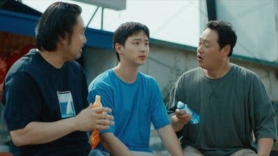 Assistir Flores no Deserto Temporada 1 Episódio 8 Online em HD