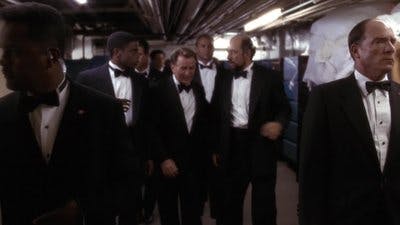 Assistir West Wing: Nos Bastidores do Poder Temporada 1 Episódio 4 Online em HD