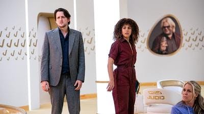 Assistir Avenue 5 Temporada 2 Episódio 4 Online em HD