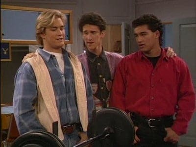 Assistir Salvados por la campana: Años de universidad Temporada 1 Episódio 1 Online em HD