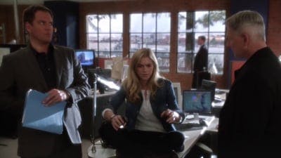 Assistir NCIS: Investigação Naval Temporada 11 Episódio 13 Online em HD