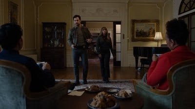 Assistir Wild Cards Temporada 2 Episódio 6 Online em HD