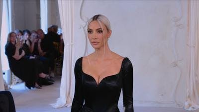 Assistir Kardashians Temporada 2 Episódio 10 Online em HD